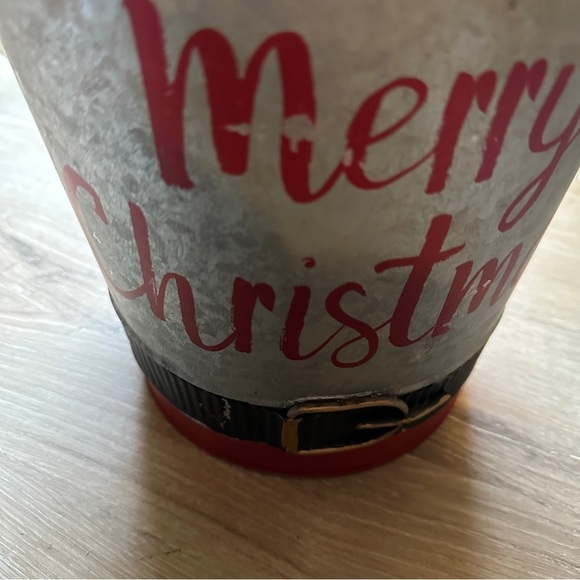 Galvanized metal “Merry Christmas” bucket - Picture 3 of 5